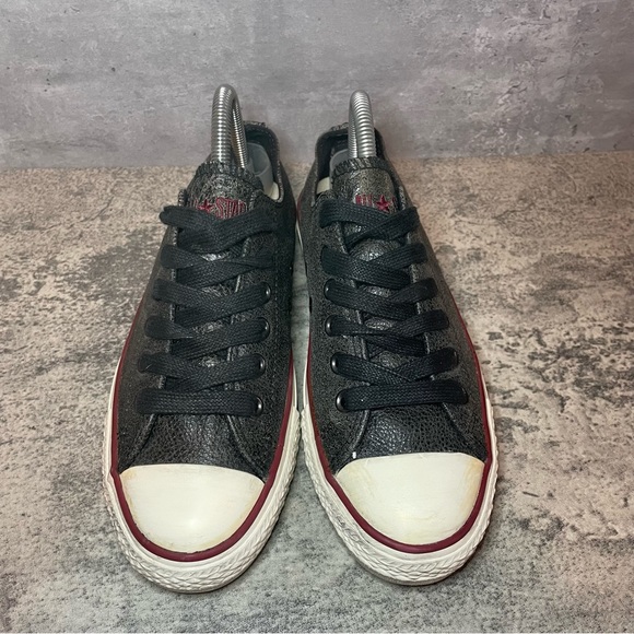 Converse All Star Chuck Taylor Low Leather Sneakers Womens sz 7.5 - Picture 2 of 7